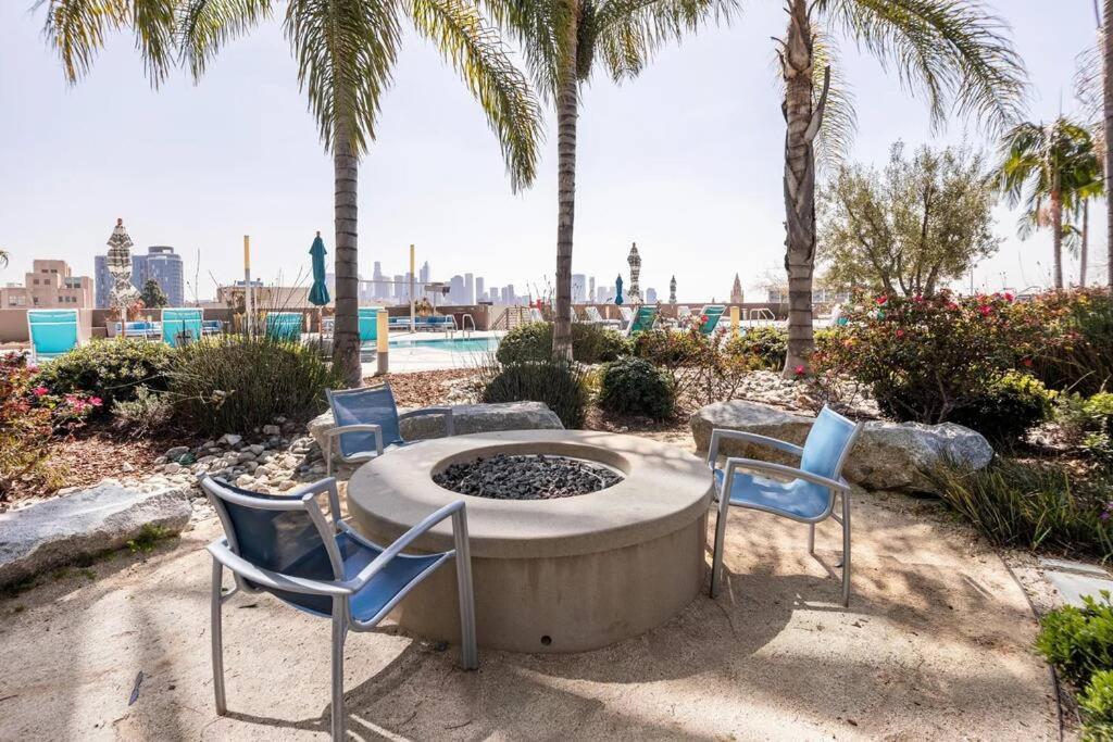 Lovely Upscale High Rise Private Parking & Pool Apartamento Los Angeles Exterior foto
