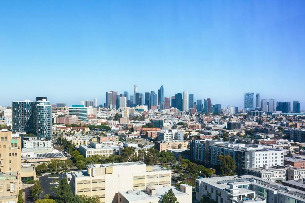 Lovely Upscale High Rise Private Parking & Pool Apartamento Los Angeles Exterior foto