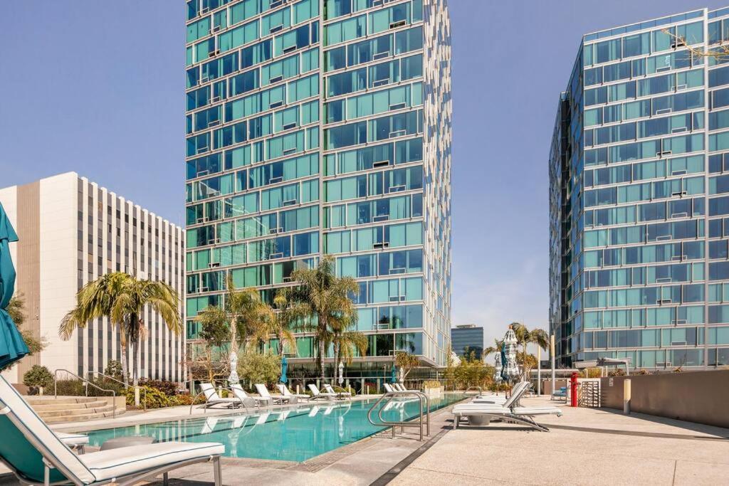 Lovely Upscale High Rise Private Parking & Pool Apartamento Los Angeles Exterior foto